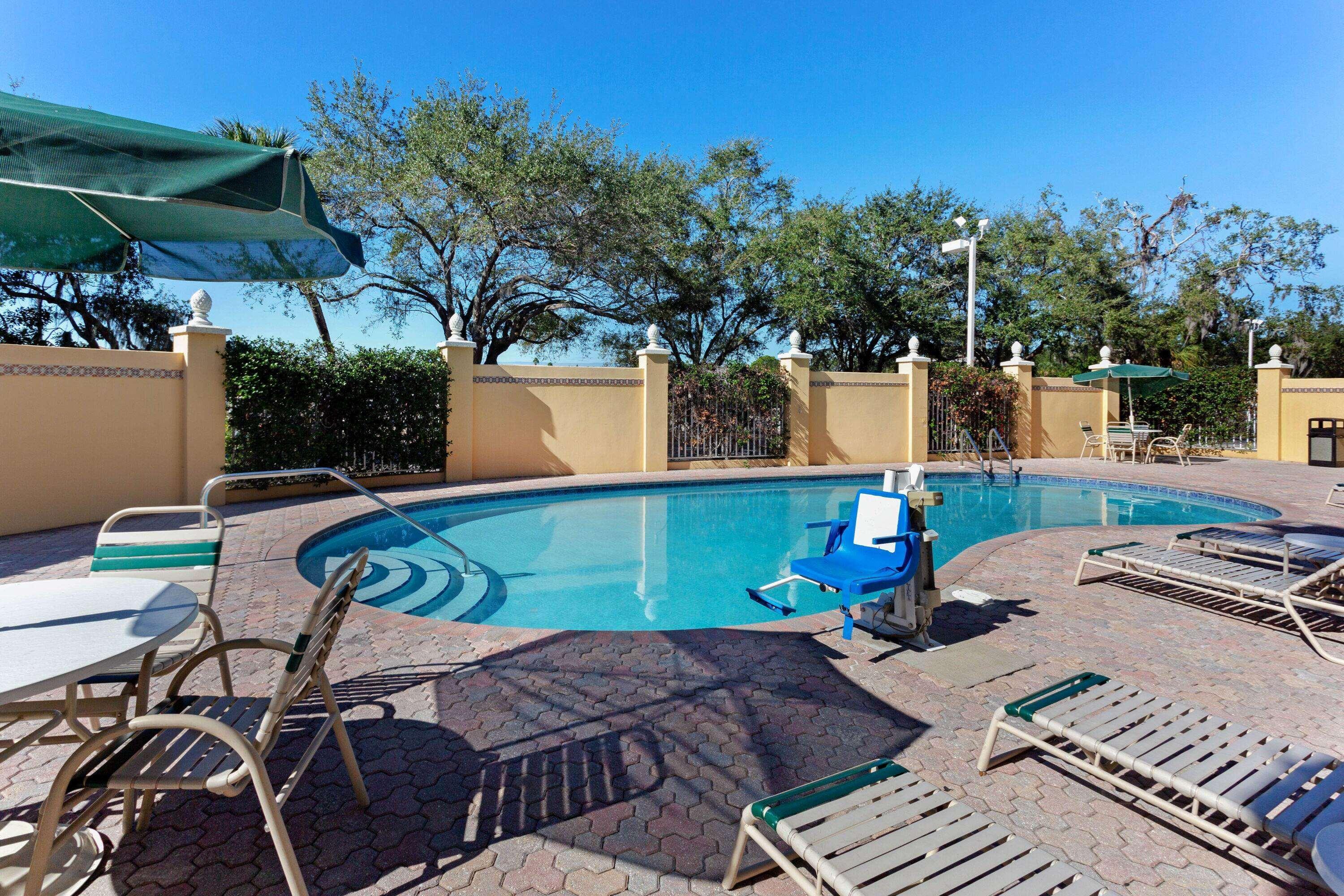 Hotel La Quinta By Wyndham Sarasota Downtown Exterior foto