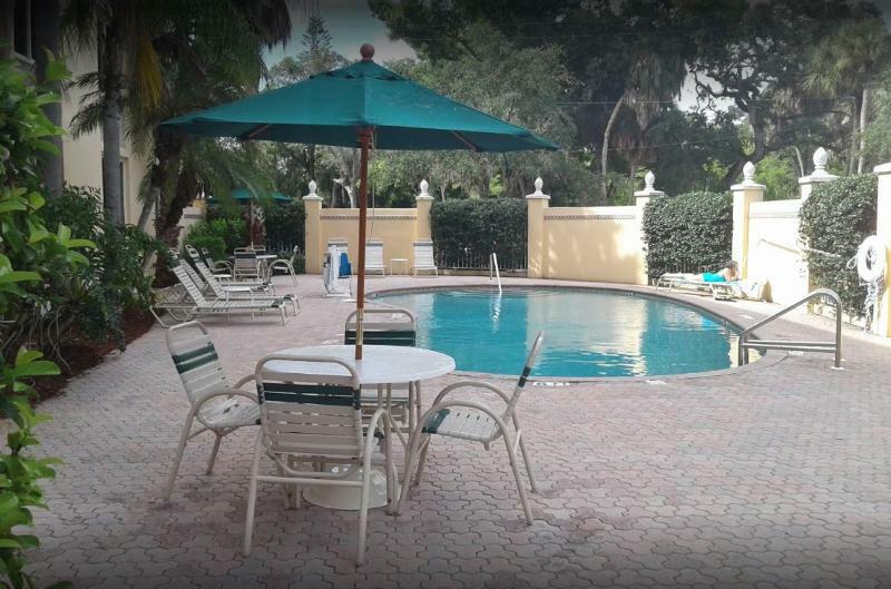 Hotel La Quinta By Wyndham Sarasota Downtown Exterior foto