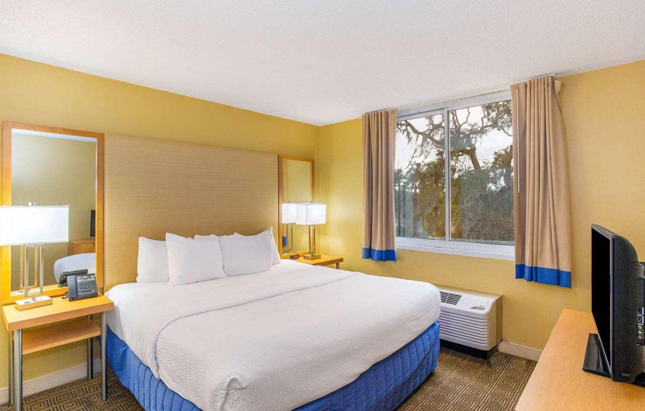 Hotel La Quinta By Wyndham Sarasota Downtown Exterior foto